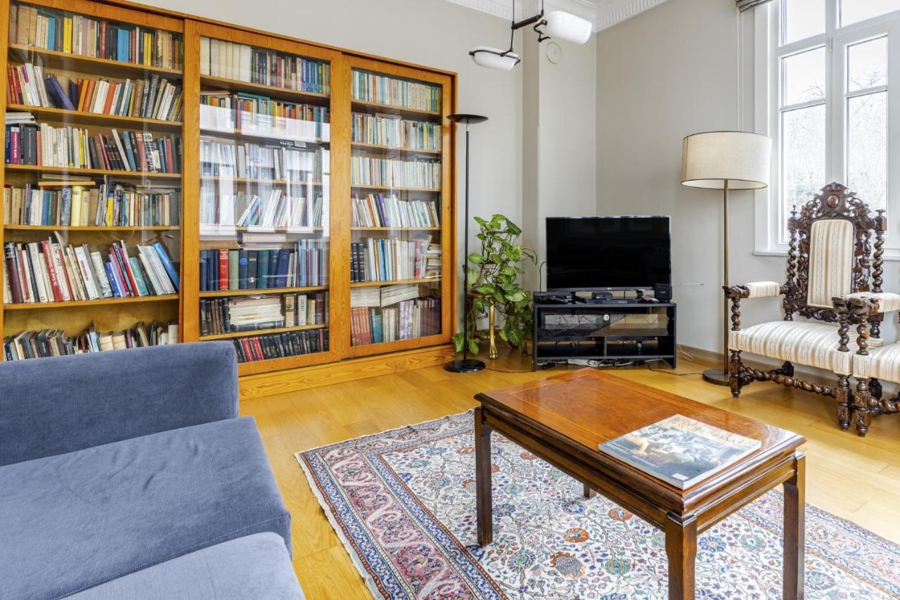 شقة Flat With Balcony And Bosphorus View In Beyoglu اسطنبول المظهر الخارجي الصورة